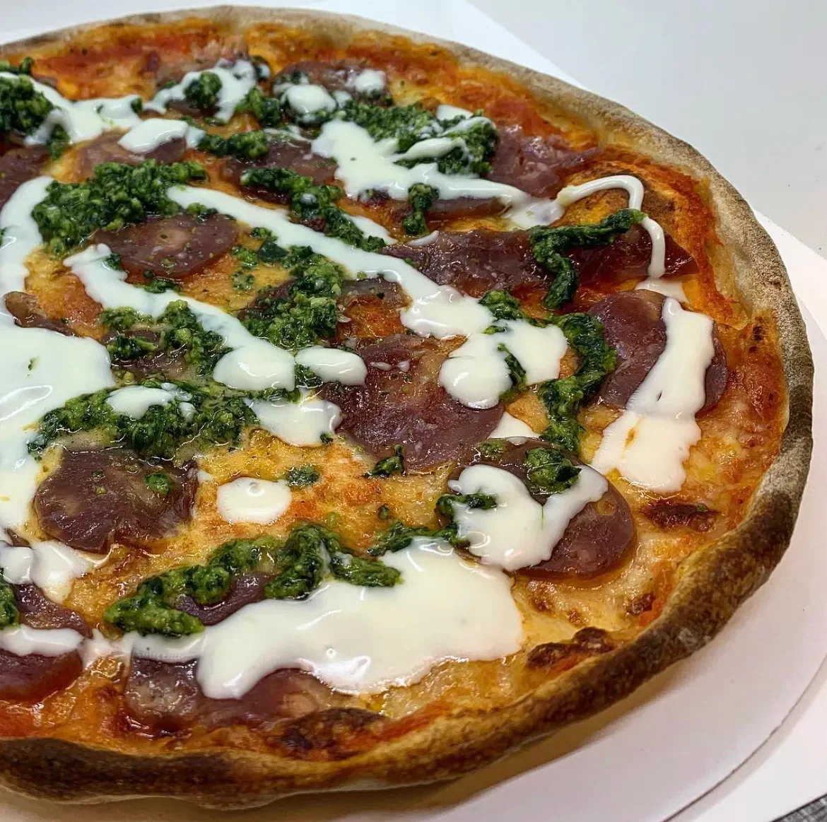 Pizza der Pizzeria Olbia